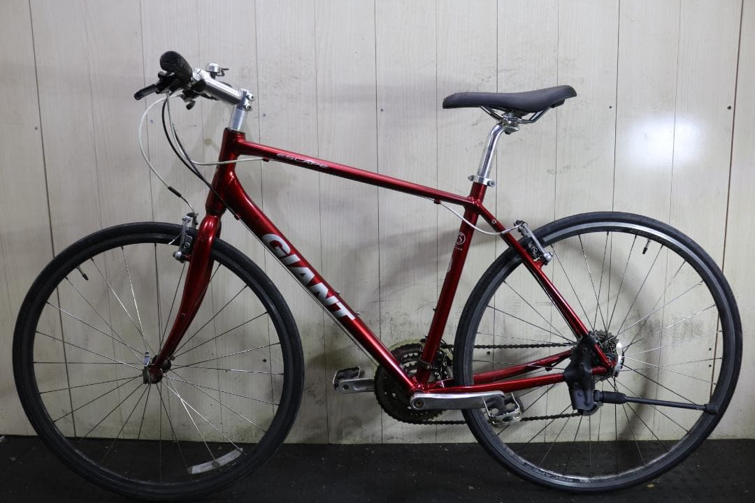 GIANT ESCAPE R3 700C 24速 500mm RED系 クロス