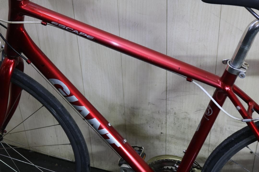 GIANT ESCAPE R3 700C 24速 500mm RED系 クロス
