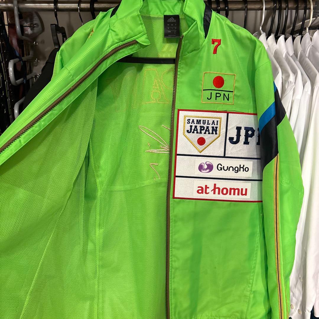 アディダスプロフェッショナル ウィンドジャケット