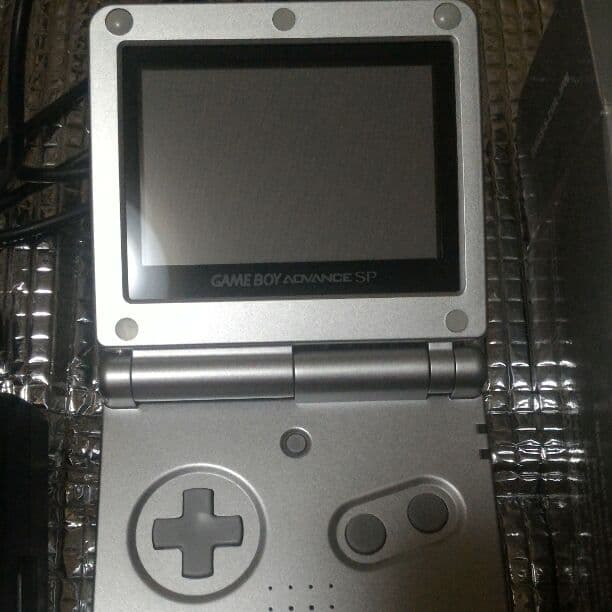 超美品！ GameBoy Advance 本体 プラチナシルバー