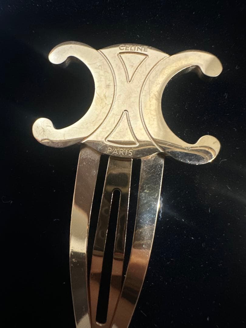 sr セリーヌ　アクセサリー　ヘアクリップ　目立つ汚れ傷あり