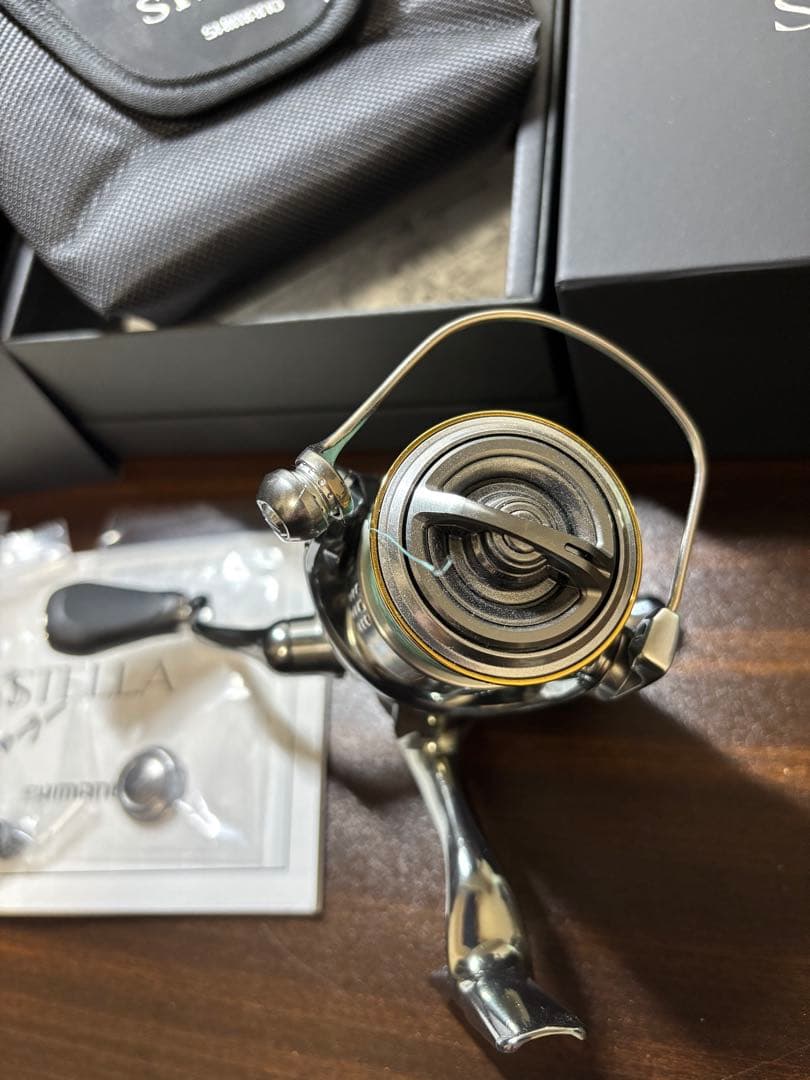 リール SHIMANO 18STELLA C2000SHG