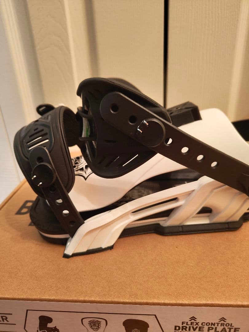 ベントメタル　1910　ビンディング　トランスファー　Mサイズ　24-25