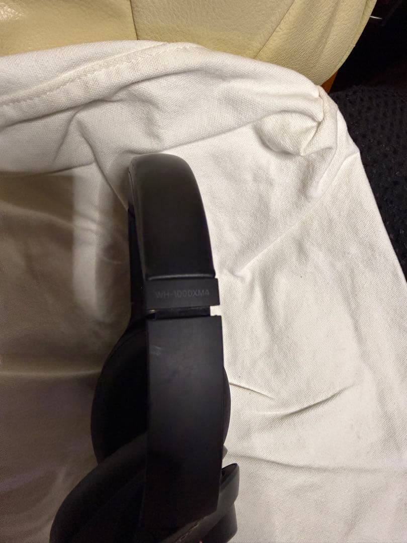 Sony WH-1000XM4 ブラック ワイヤレスヘッドホン