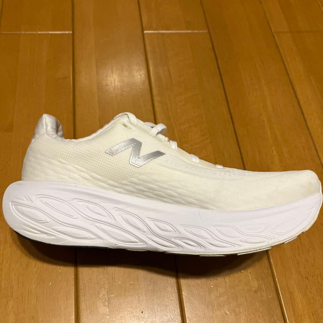New Balance 1080 V14ホワイト 25.5