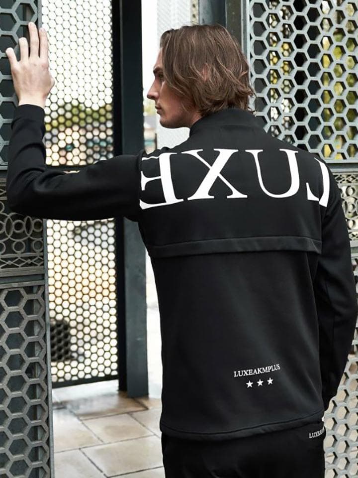 LUXEAKMPLUS 23AW 新品 ウィンドプルーフモックネックTシャツ