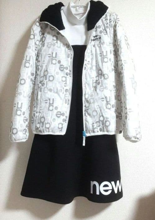 再再再値下げニューバランス　ワンピース1 白✕黒