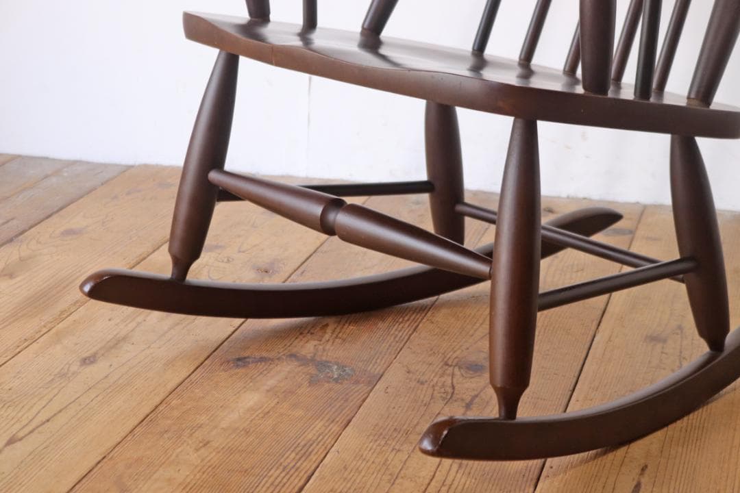 レトロ ロッキングチェア 揺り椅子 ラウンジ クラシカル 木製 タイヘイ
