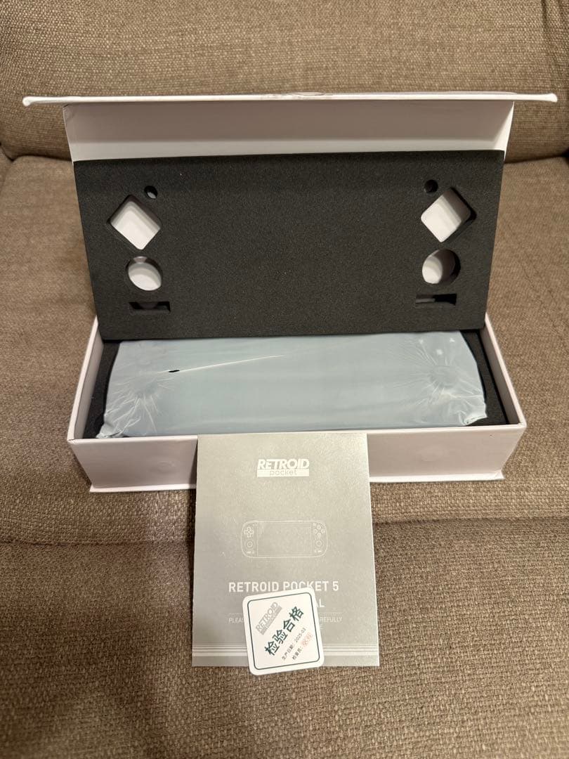Retroid Pocket 5　Blackカラー