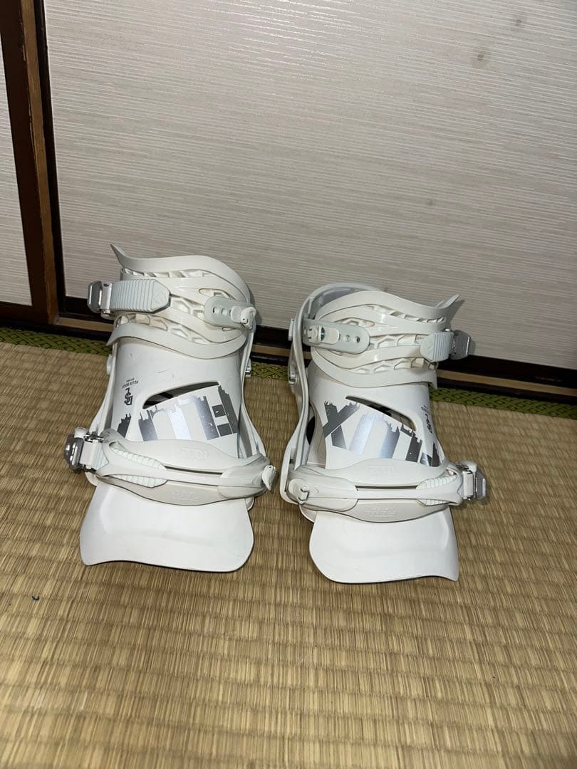 FLUX DSL ビンディング ホワイト US限定モデル