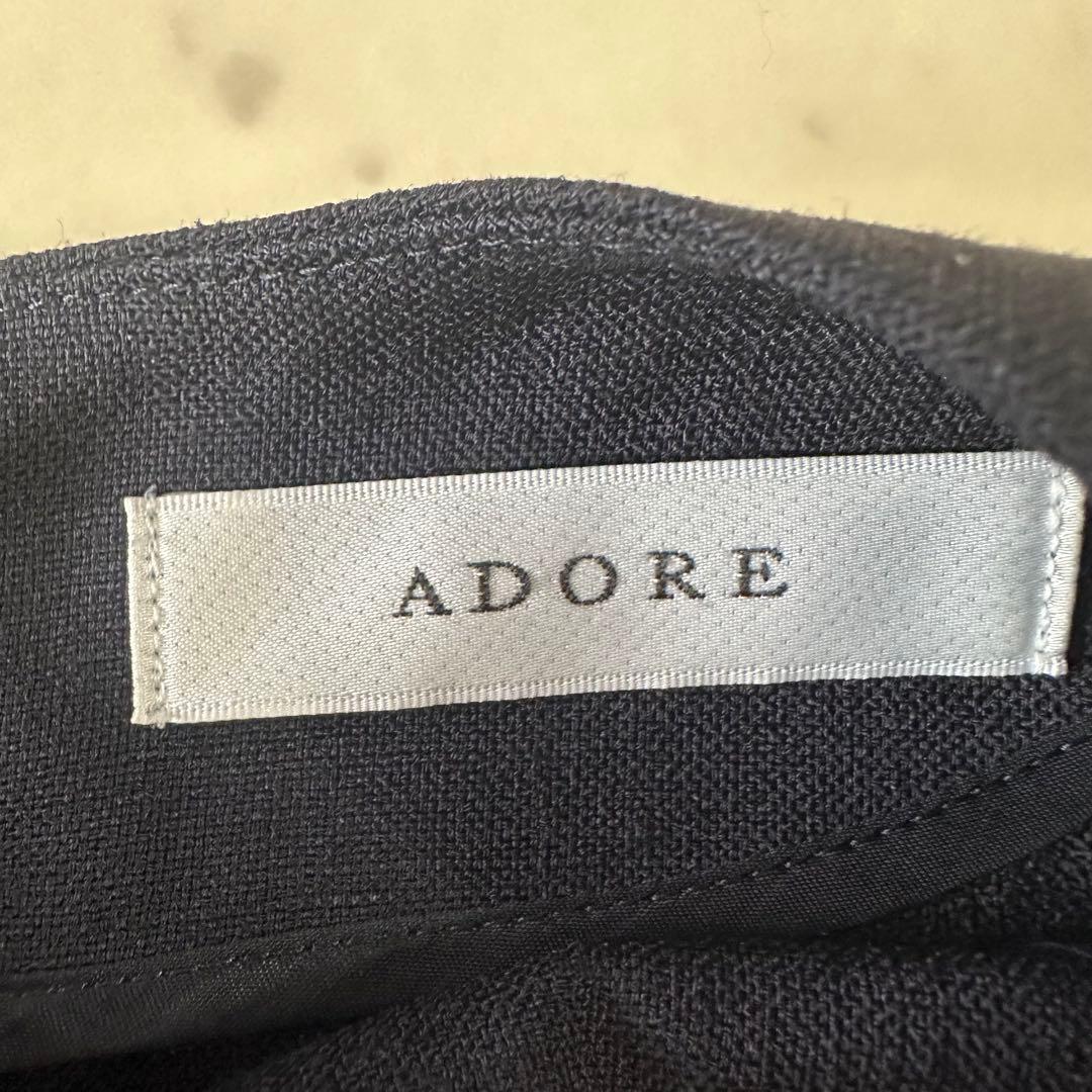 極美品♪アドーア ドライトリアセテートリボン付きワンピース フレアスリーブ 紺