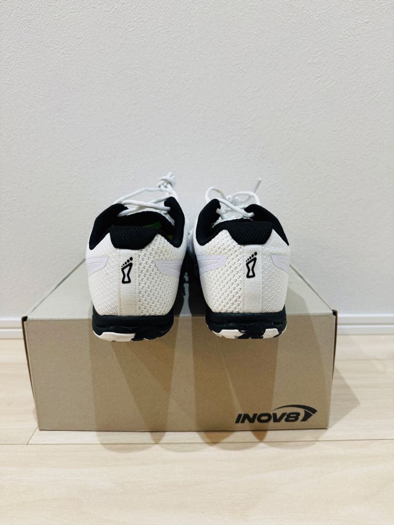 【美品】イノベイド INOV-8 inov-8ホワイト 26cm