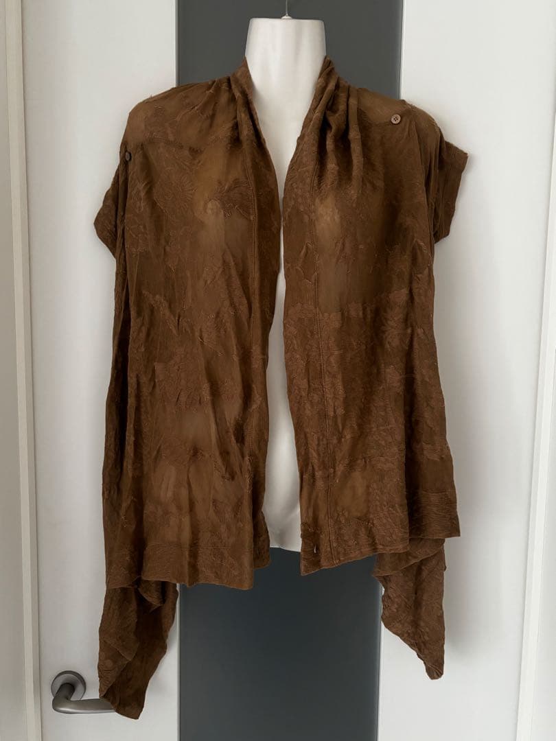 ＊タグ付き新品＊ISSEY MIYAKE HaaT 変形ドレープトップス ジレ