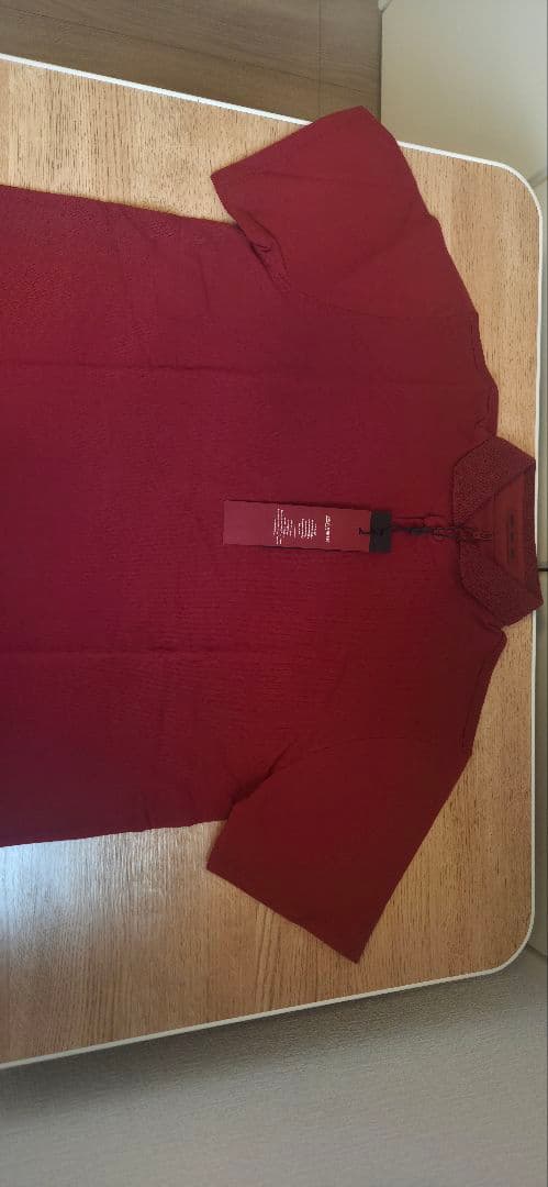 タイガーウッズ　サンデイレッド「オールシングスレッド」デルタPQポロ　Mサイズ