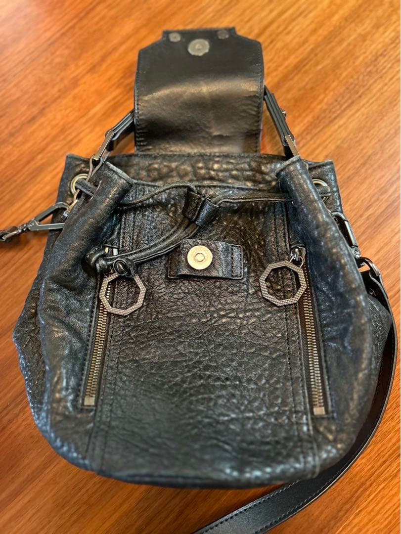 レディース：ショルダーバッグ☆DIESEL☆