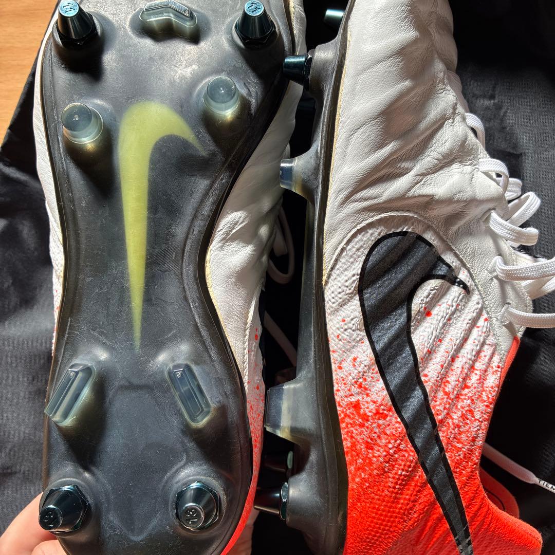 激レア　NIKEティエンポレジェンド7SG