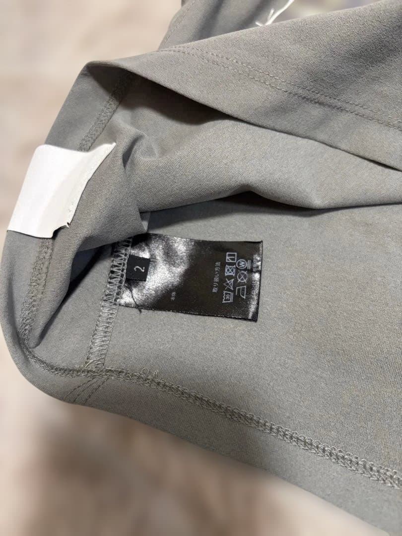 【美品】&MOSS クロップドトップス（M）