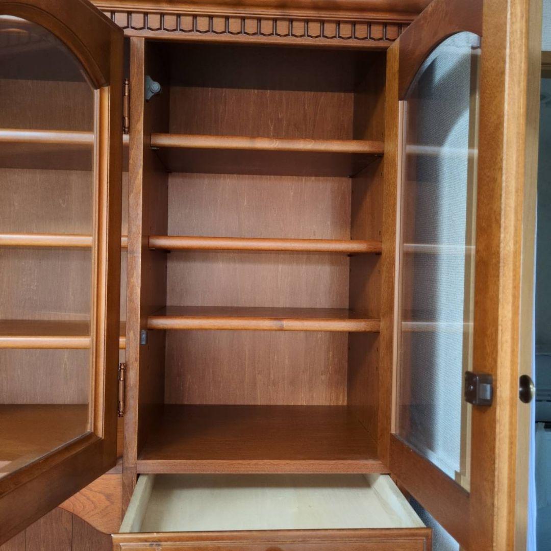 ヨーロッパ調 アンティーク風 木製食器棚 カップボード ダイニングボード