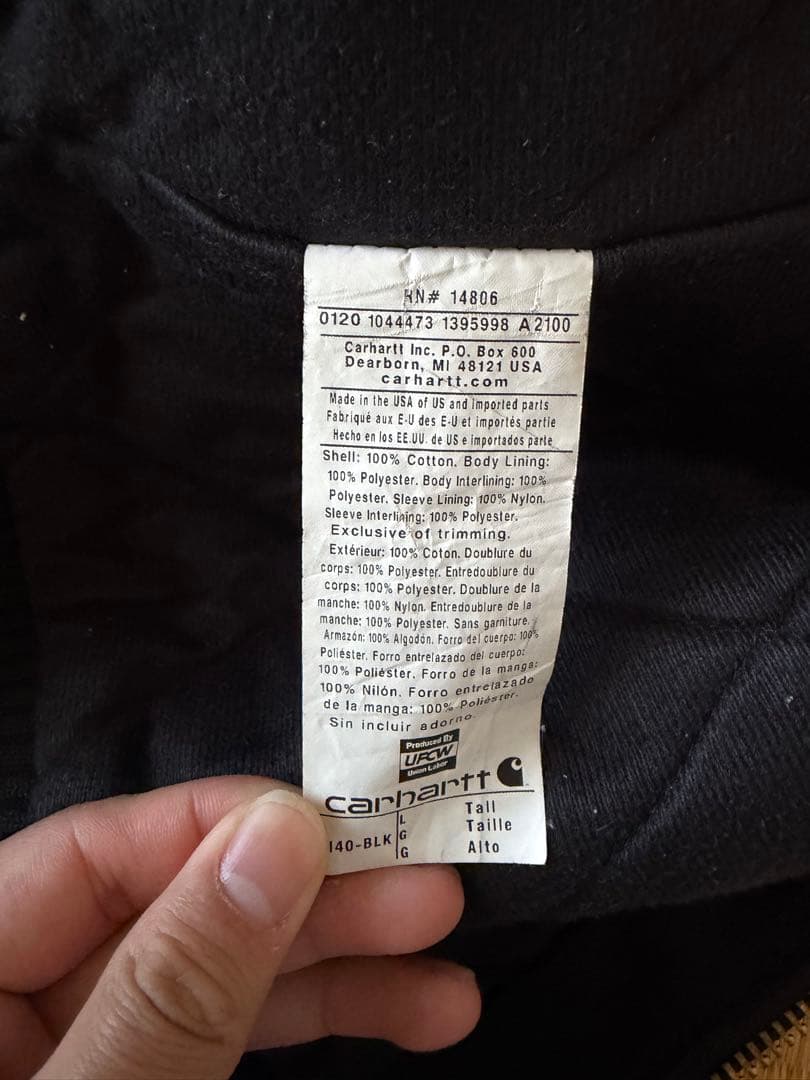ま*様 Carhartt アクティブジャケット ブラック USA製
