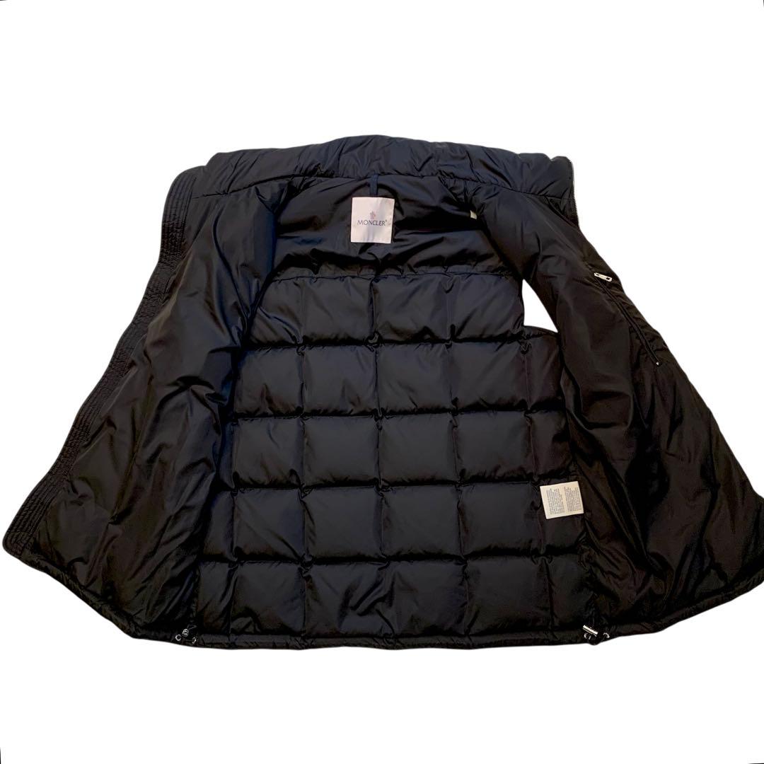 【極美品、正規品】MONCLER CESAR モンクレールダウンベスト サイズ5