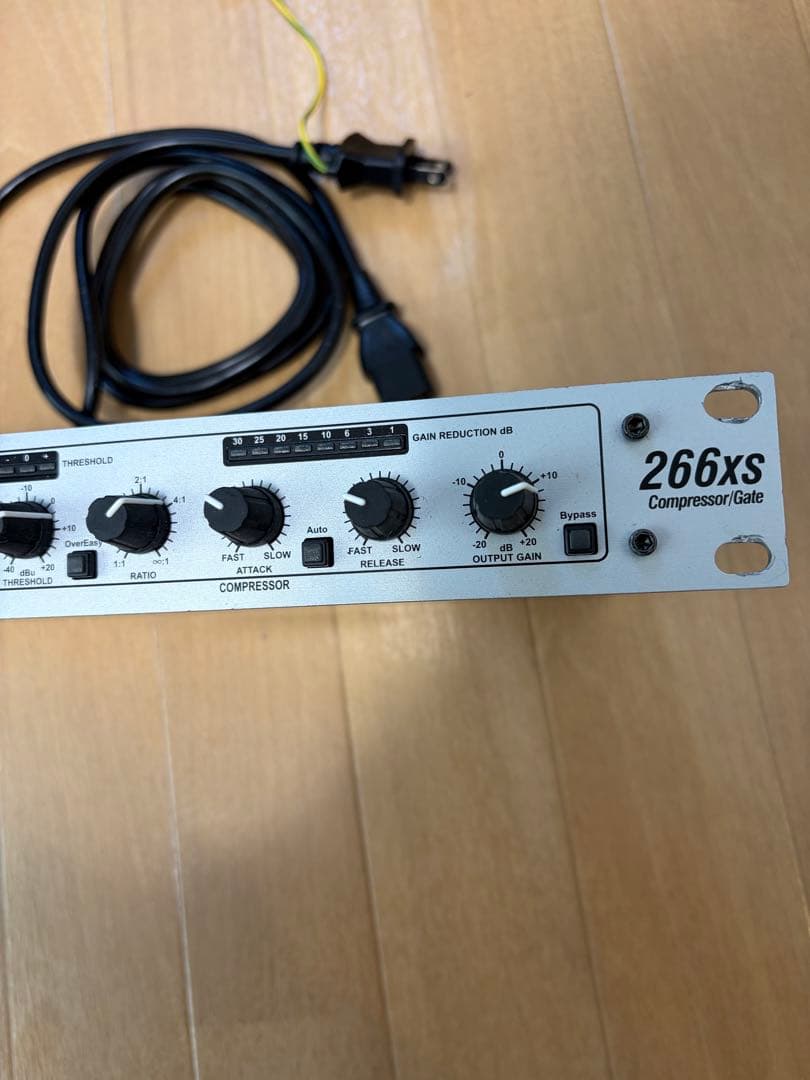 dbx 266xs コンプレッサー/ゲート デュアル