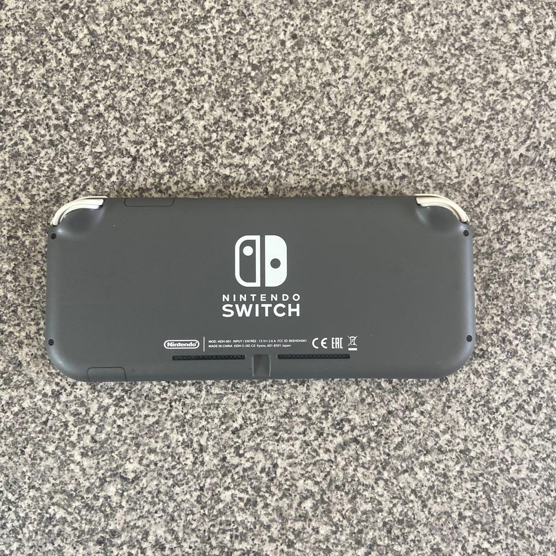 ニンテンドーSwitchライト　★電源は入りますがジャンク品
