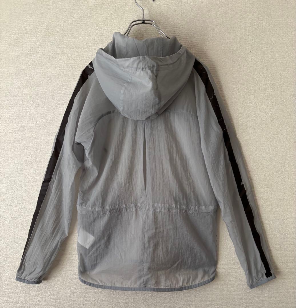 Nike Women'sウィンドブレーカー グレー