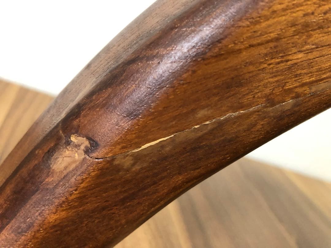 インドネシア家具 波型デザイン 木製ガラステーブル