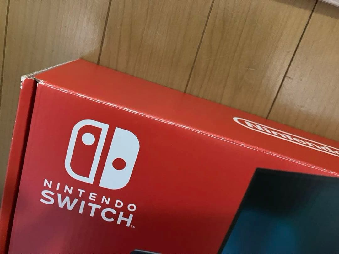 Nintendo Switch本体 + ゲームソフト3本 + TPUケース