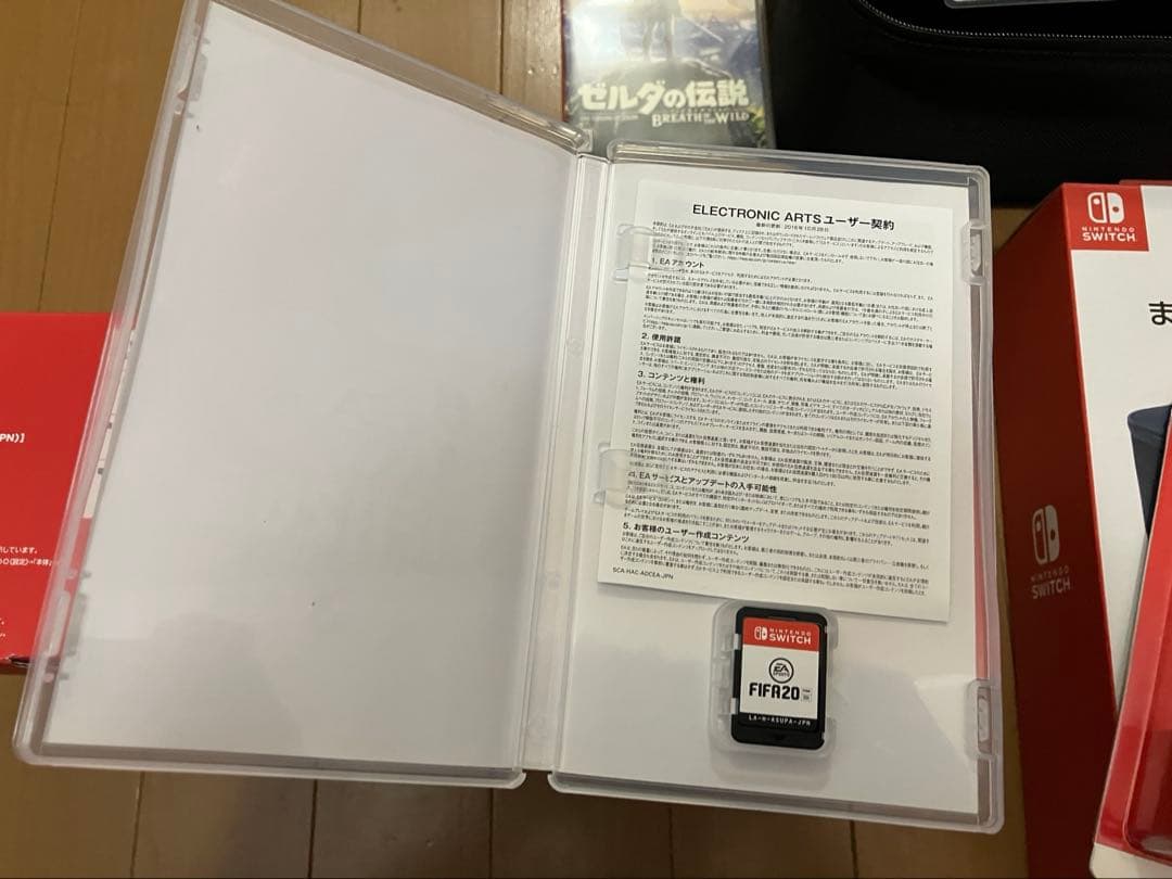 Nintendo Switch本体 + ゲームソフト3本 + TPUケース