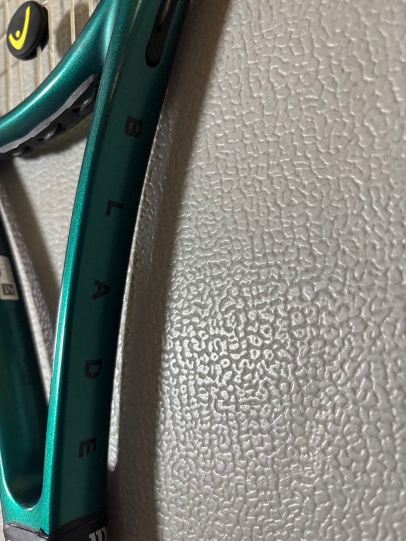 ウィルソン　ブレード100 ナチュラルガット