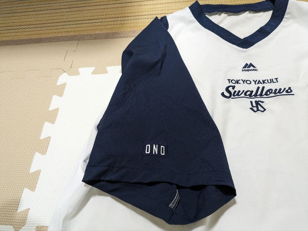 東京ヤクルトスワローズ　オーセンティックチームウェア　⑥