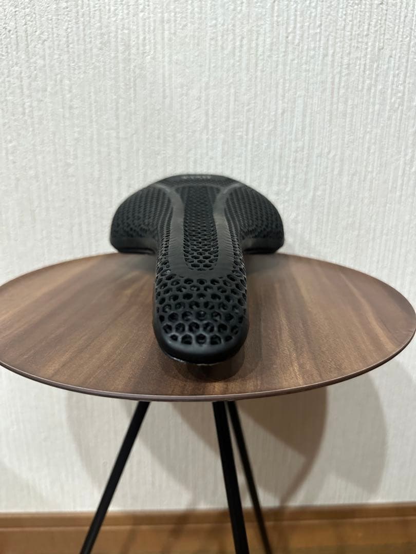 パーツ Fi'zi:k VENTO ANTARES R3 ADAPTIVE 140mm