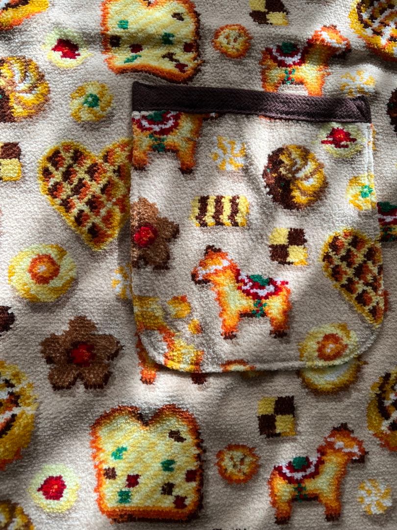 フェイラー♡新品未使用　お菓子柄エプロン