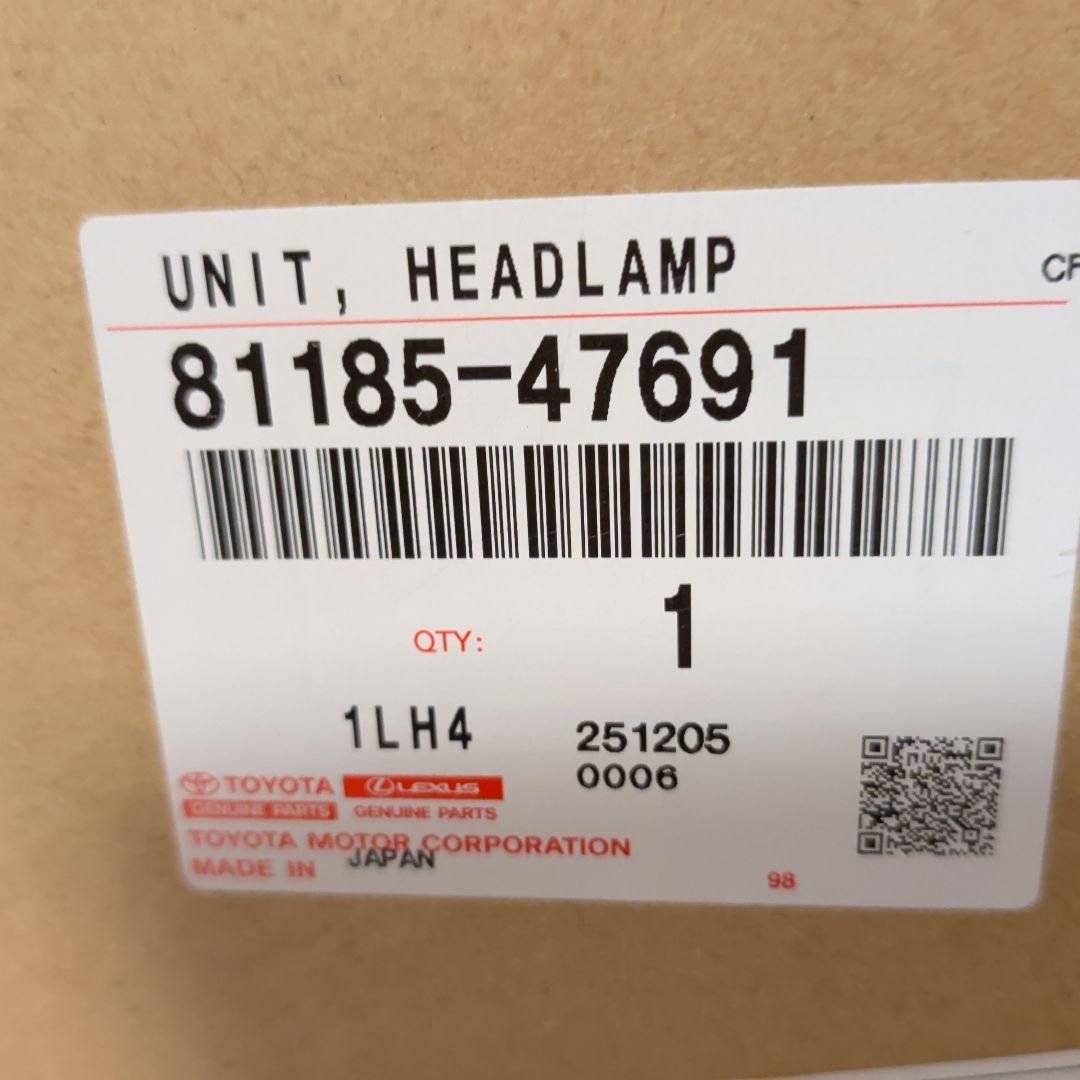 TOYOTA プリウス 左ヘッドライトユニット