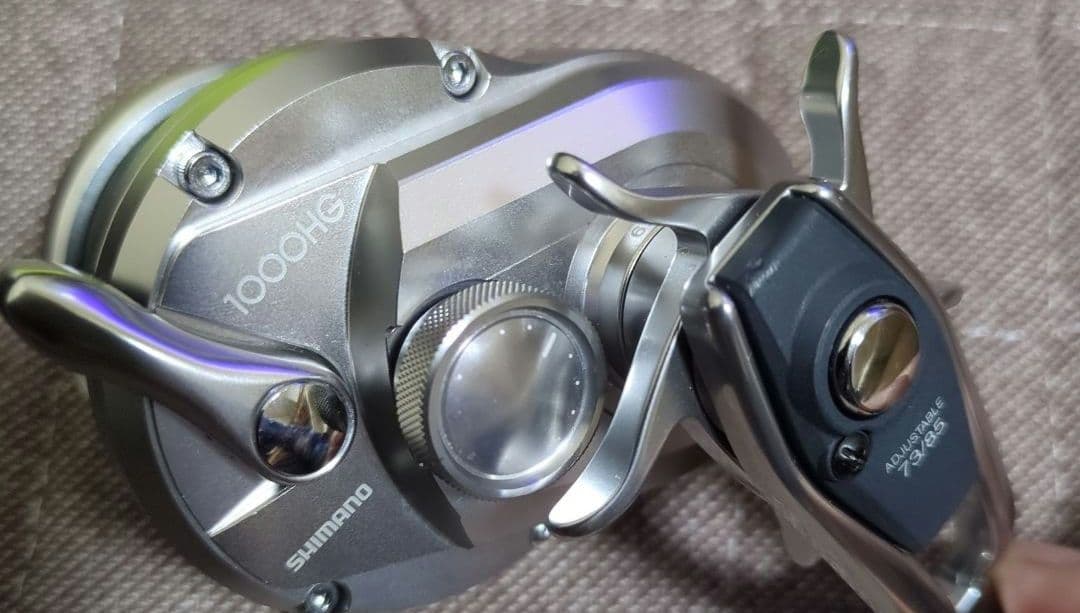 SHIMANO シマノリール「17 オシアジガー 1000HG 右ハンドル