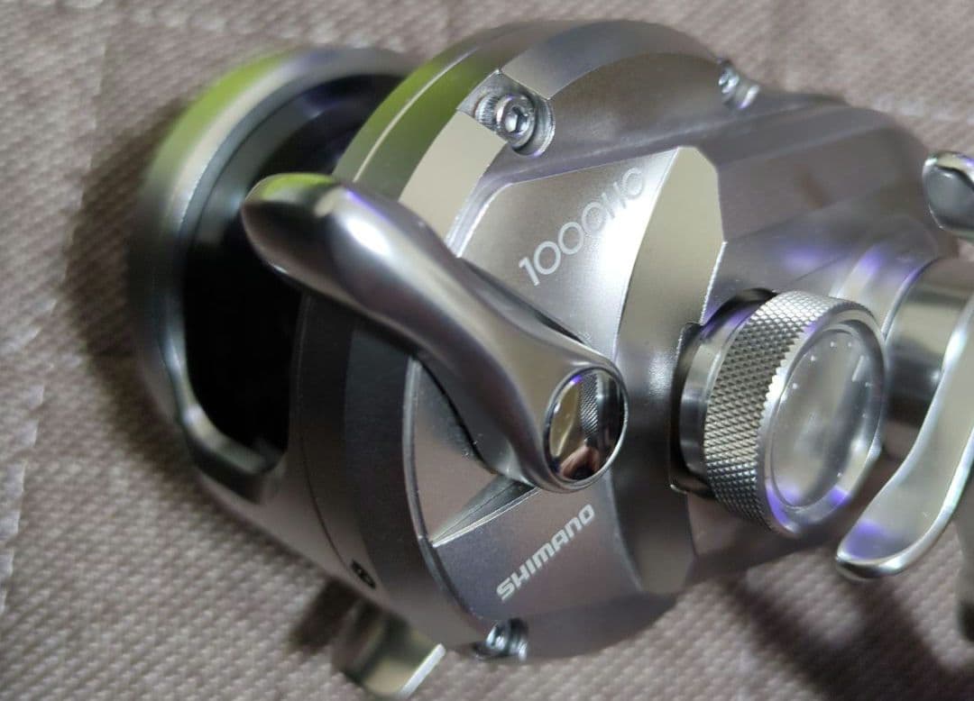 SHIMANO シマノリール「17 オシアジガー 1000HG 右ハンドル