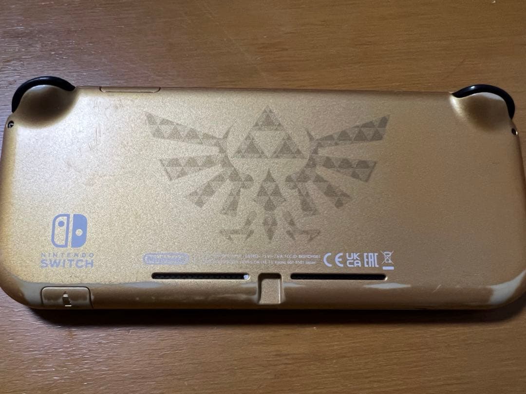 ニンテンドースイッチライト　Switch 本体　ハイラルエディション　ソフト