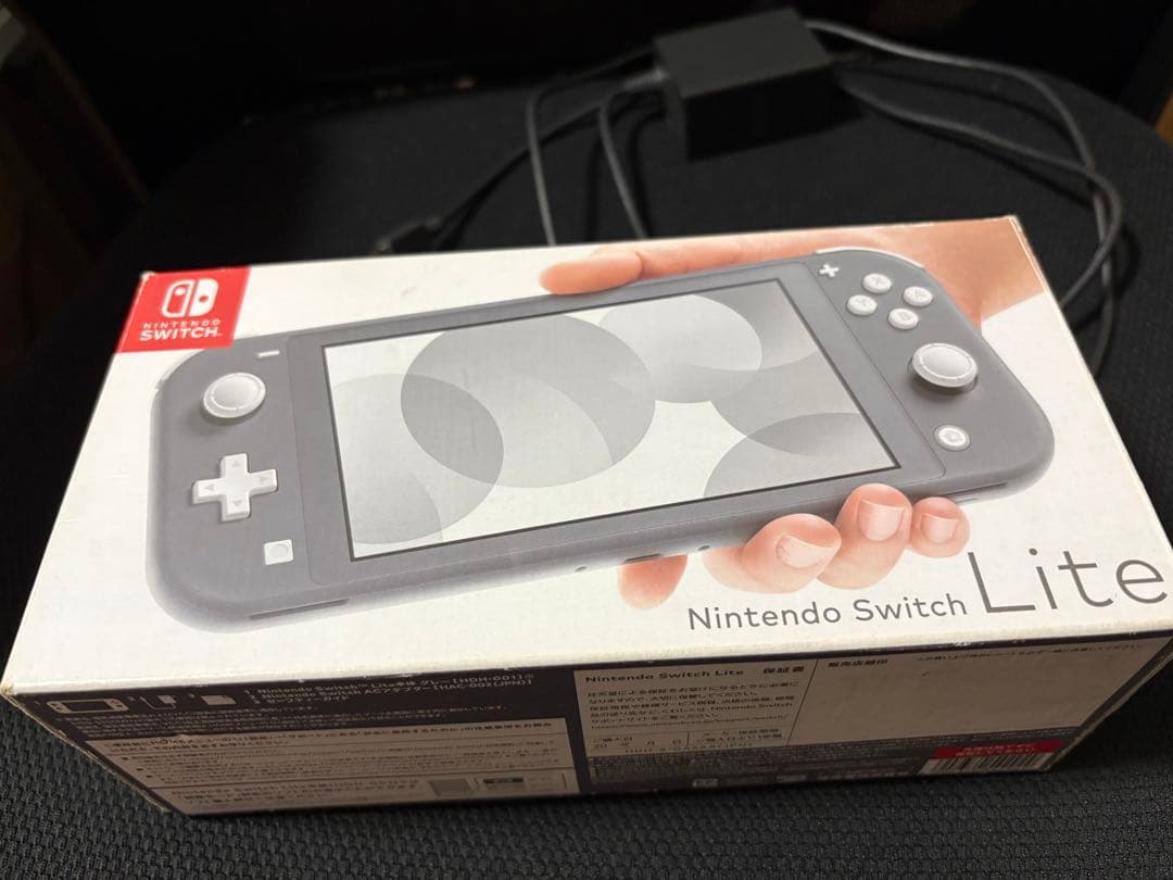 動作確認済みSwitch right本体　箱、充電ケーブル、SDカード付属