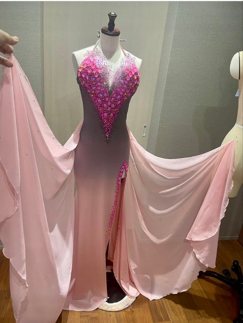 ドリームモデルドレス フィットモデルドレス グラデーションピンクとグレー