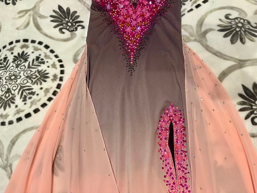 ドリームモデルドレス フィットモデルドレス グラデーションピンクとグレー