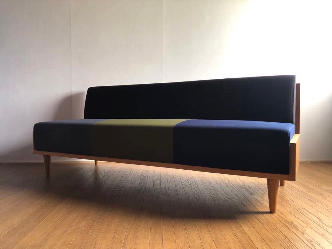 オーク材 ￼Coccole 3人掛けソファ リビング ダイニング 北欧 カフェ