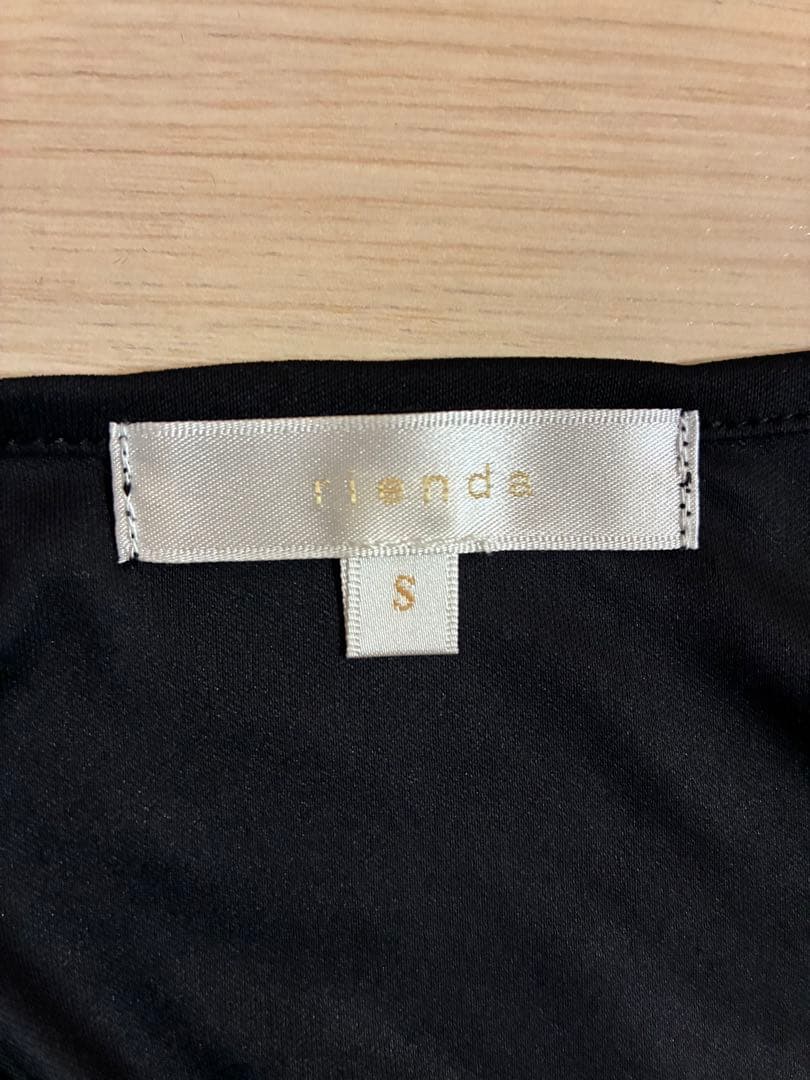 大人気完売品⭐︎リエンダ　ドットレースティアードワンピース　黒　S