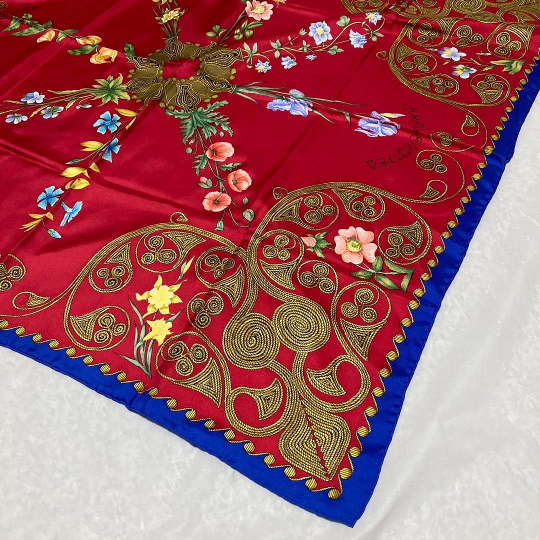 クロミちゃん 専用コーチバッグと同梱配送HERMES カレ90 スカーフ★美品A