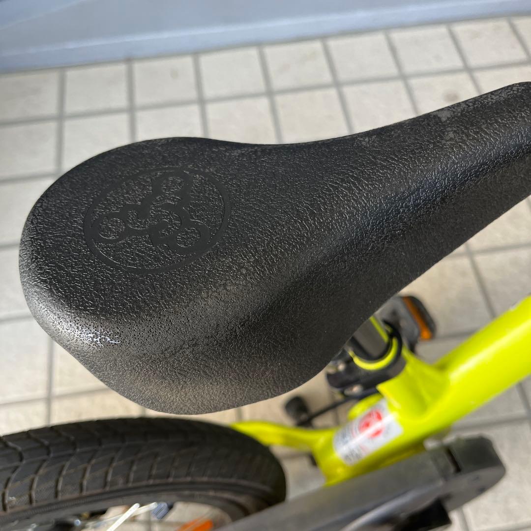 STRIDER14エックス　イエロー　スタンド付き