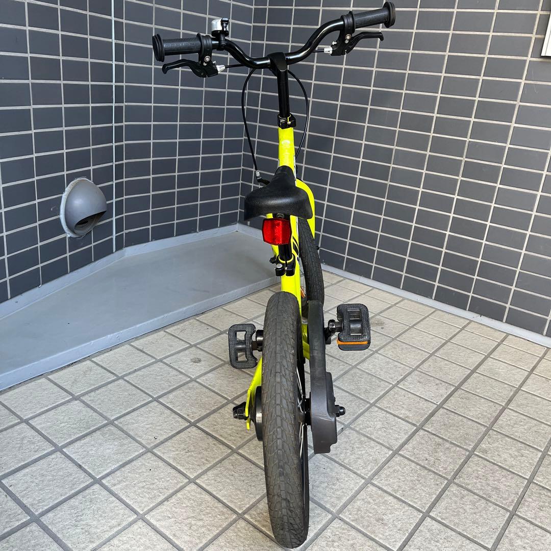 STRIDER14エックス　イエロー　スタンド付き