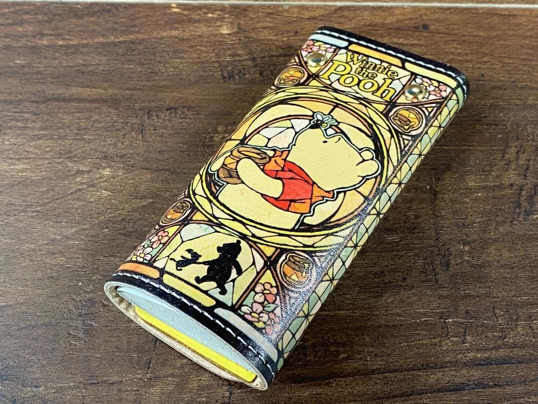 くまのプーさん　革製 キーケース　ディズニー　プーさん　キャラクター