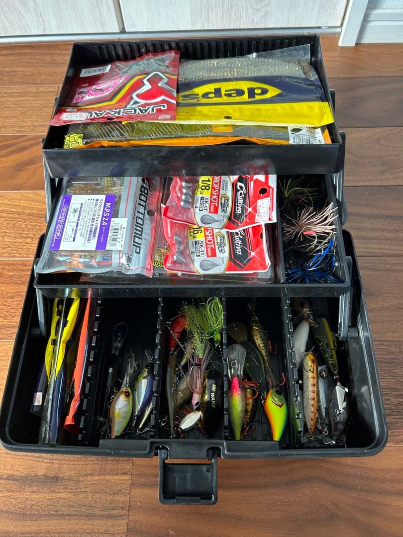 バスルアー(ケースセット)