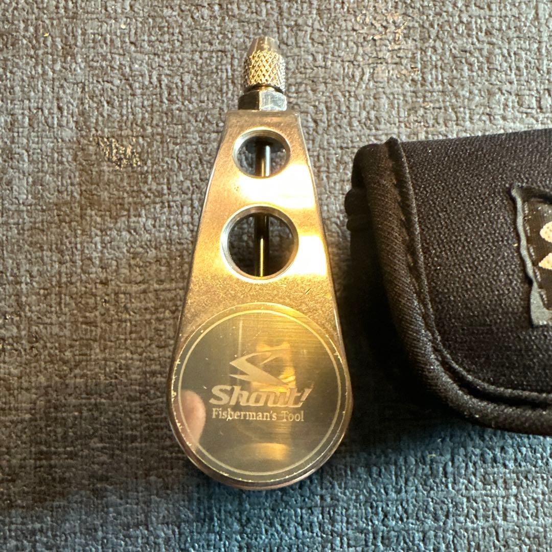 シャウト　ボビンノッター