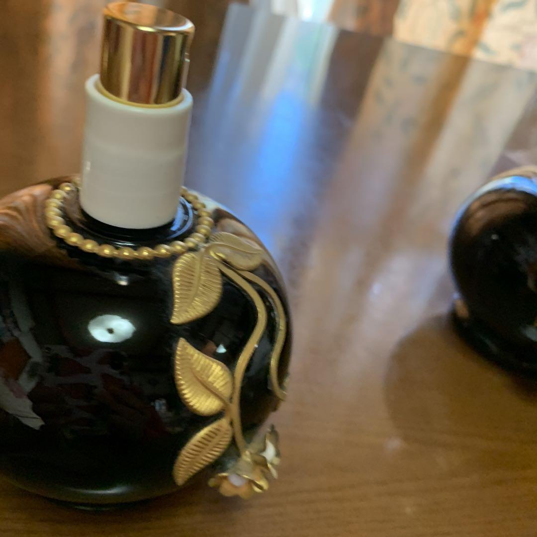 フランス香水入れ×2  グラスボール×2